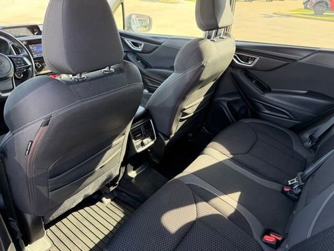 Used 2019 Subaru Forester Premium image 21