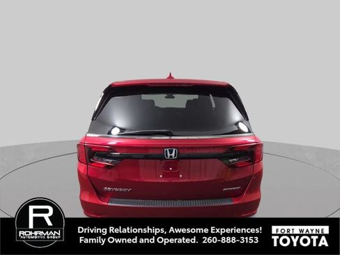 Used 2023 Honda Odyssey Sport image 8