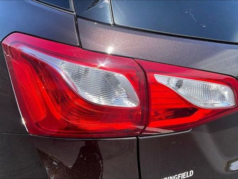 Used 2020 Chevrolet Equinox LT AWD/4WD image 23