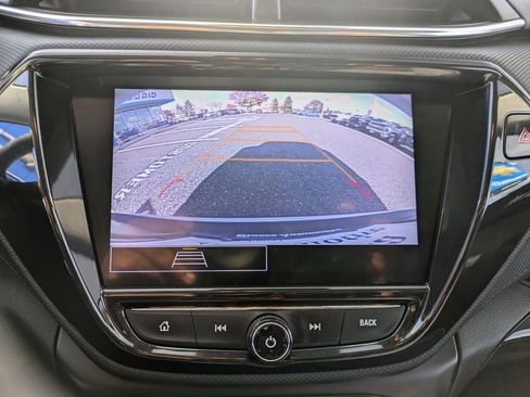 Used 2022 Chevrolet TrailBlazer LT w/ Convenience Package image 17