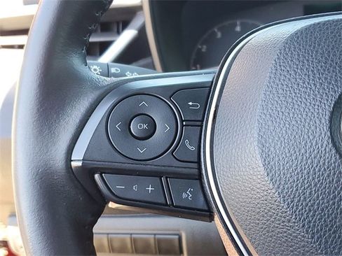 Used 2024 Toyota Corolla SE image 19