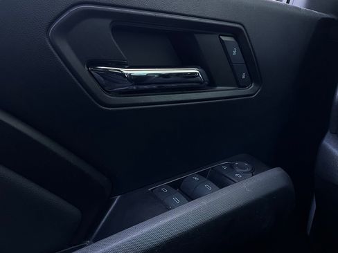 Used 2024 Chevrolet Colorado LT w/ LT Convenience Package II image 20