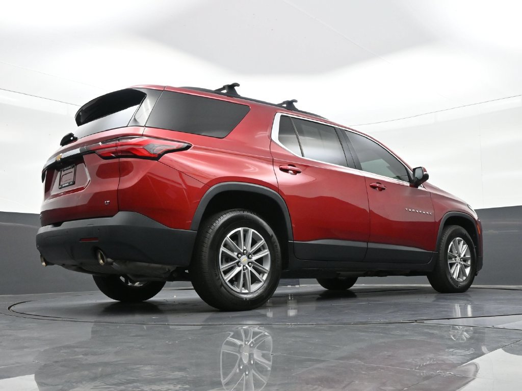 Used 2022 Chevrolet Traverse LT FWD image 30