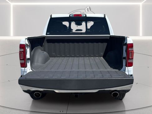 Used 2019 RAM 1500 Laramie AWD/4WD image 10