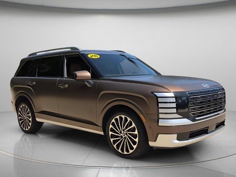 Used 2026 Hyundai Palisade Calligraphy AWD/4WD image 9