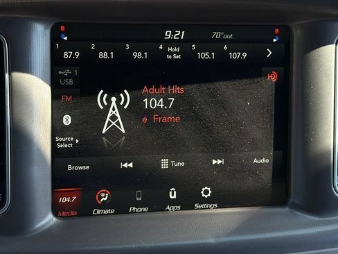 Used 2023 Dodge Charger SXT RWD image 12