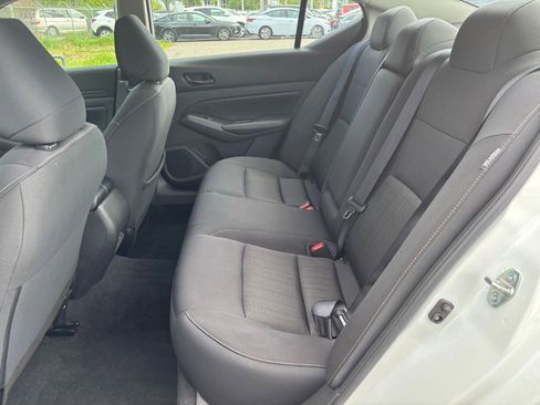 Used 2025 Nissan Altima 2.5 SV FWD image 25