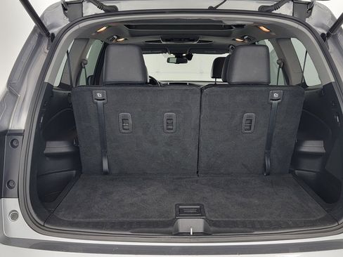 Used 2016 Honda Pilot Elite image 33