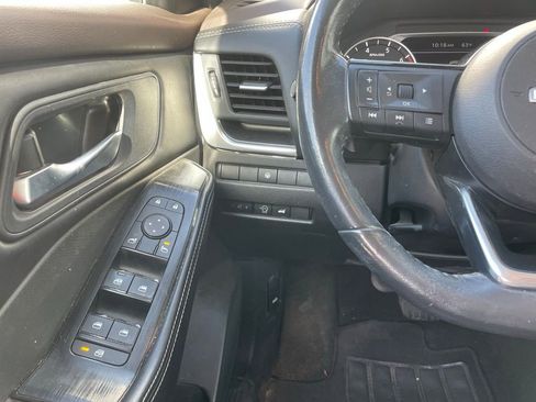 Certified 2023 Nissan Rogue SV w/ SV Premium B Package image 10