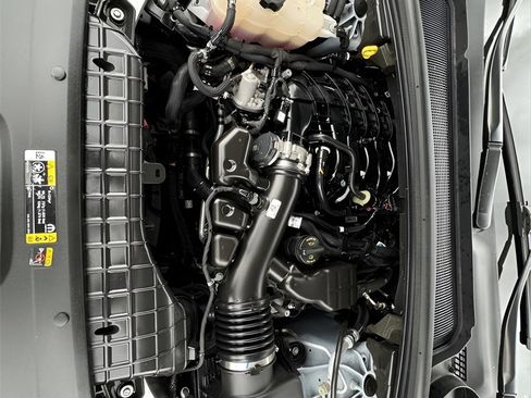 Used 2024 Jeep Grand Cherokee Limited image 30