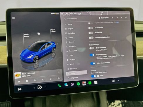 Used 2023 Tesla Model 3 Standard Range RWD image 54