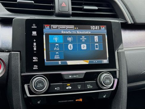 Used 2016 Honda Civic Touring image 11