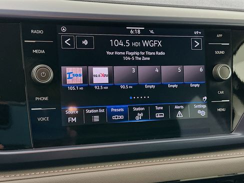 Used 2024 Volkswagen Taos SE image 19