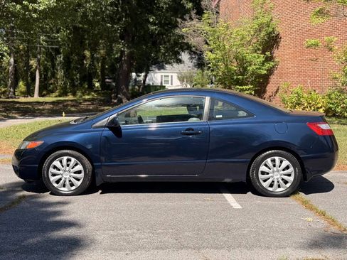 Used 2007 Honda Civic LX image 2