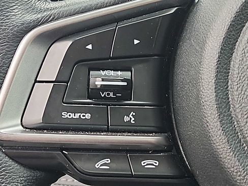 Used 2020 Subaru Outback Limited image 21