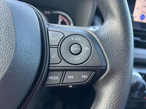 Certified 2025 Toyota RAV4 LE image 18