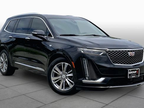 Used 2023 Cadillac XT6 Premium Luxury w/ Platinum Package FWD image 3