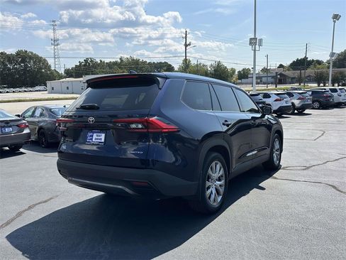 Used 2024 Toyota Grand Highlander Limited image 26