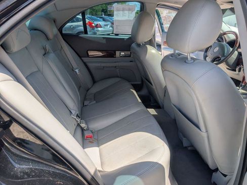 Used 2005 Lincoln LS image 12