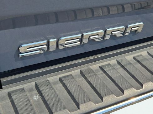 Used 2016 GMC Sierra 1500 SLE w/ SLE Value Package image 12