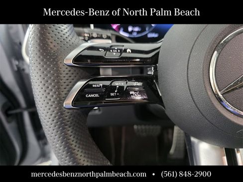 Used 2024 Mercedes-Benz GLC 300 4MATIC image 18