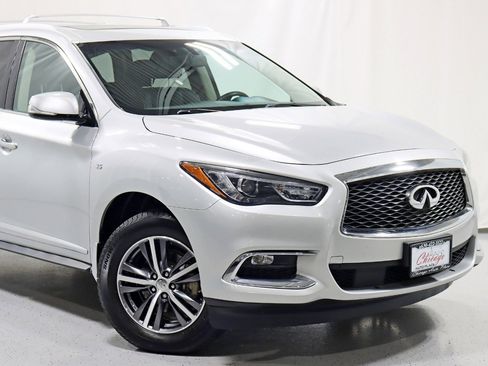 Used 2017 INFINITI QX60 Luxe image 2
