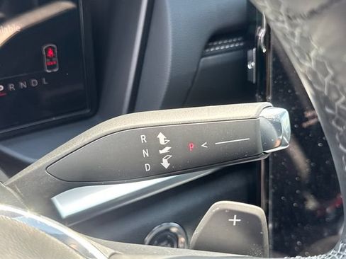New 2026 GMC Terrain Elevation w/ Elevation Premium Package AWD/4WD image 16
