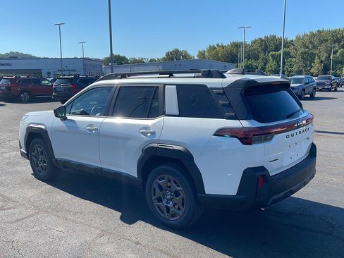 New 2026 Subaru Outback Premium AWD/4WD image 3