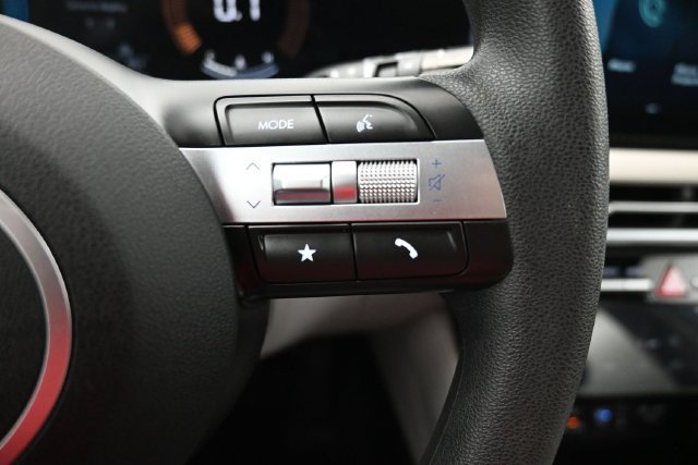 Used 2025 Hyundai Tucson SEL FWD image 13