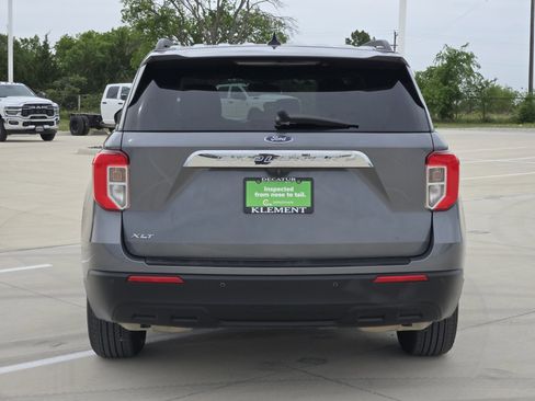 Used 2022 Ford Explorer XLT RWD image 6