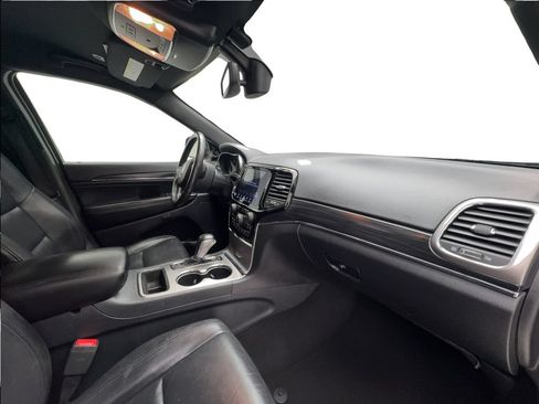 Used 2019 Jeep Grand Cherokee Limited RWD image 30