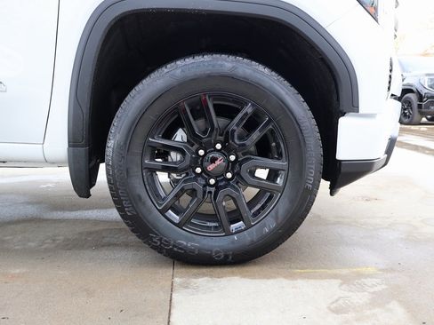 New 2026 GMC Sierra 1500 Elevation image 42