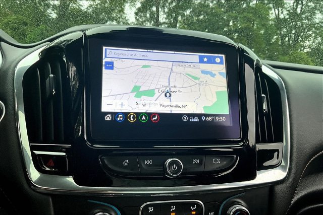 Used 2020 Chevrolet Traverse RS w/ LPO, Floor Liner Package AWD/4WD image 15