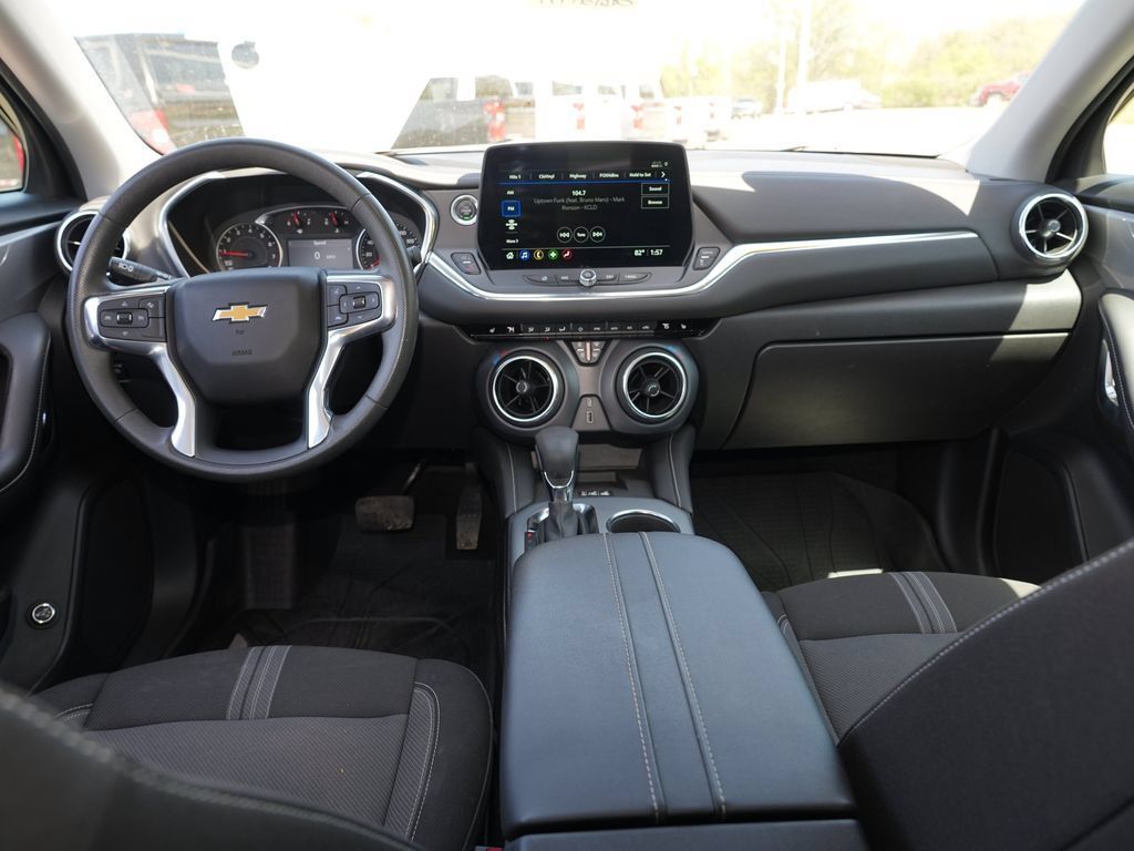Used 2023 Chevrolet Blazer LT w/ Convenience Package AWD/4WD image 26