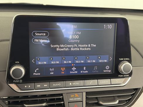 Used 2023 Nissan Altima 2.5 SV FWD image 18