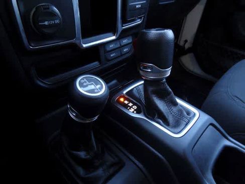 Used 2021 Jeep Wrangler Unlimited Sport AWD/4WD image 25