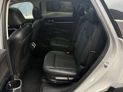 Used 2022 Kia Sorento SX AWD/4WD image 32