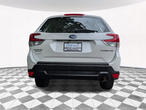 Used 2021 Subaru Forester AWD/4WD image 12