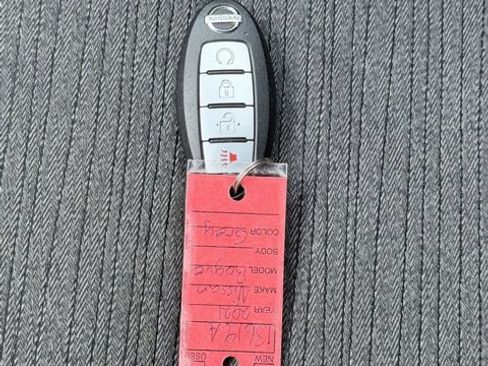 Certified 2021 Nissan Rogue SV image 32