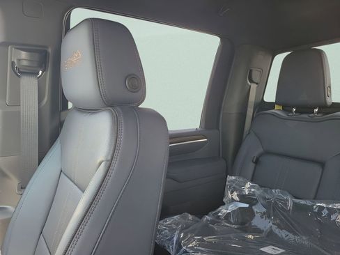 New 2026 Chevrolet Silverado 2500 High Country w/ High Country Premium Package AWD/4WD image 12