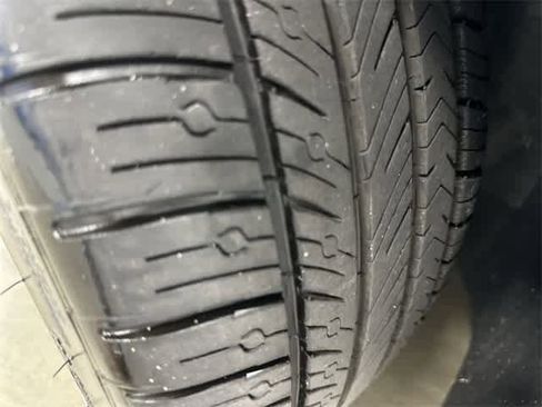 Used 2016 Chevrolet Camaro LT w/ RS Package image 29