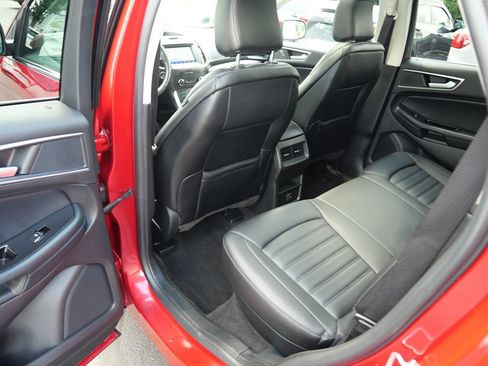 Used 2020 Ford Edge SEL w/ Cold Weather Package AWD/4WD image 20