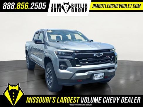 Used 2023 Chevrolet Colorado Z71 w/ Z71 Convenience Package 2 AWD/4WD image 22