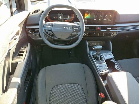 New 2026 Kia Sportage LX FWD image 9
