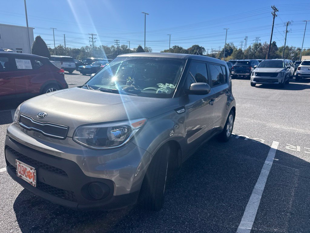 Used 2019 Kia Soul w/ Option Group 020 FWD image 3