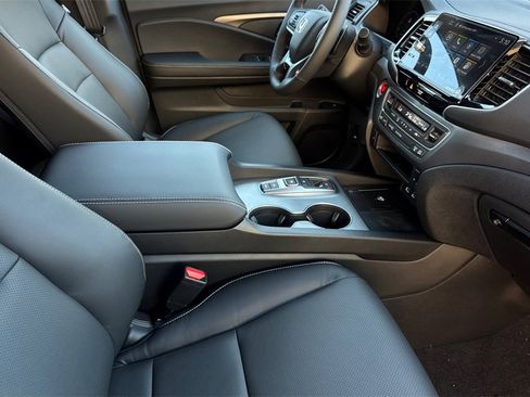 New 2026 Honda Ridgeline RTL image 17