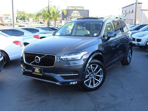 Used 2017 Volvo XC90 T6 Momentum w/ Vision Package image 44