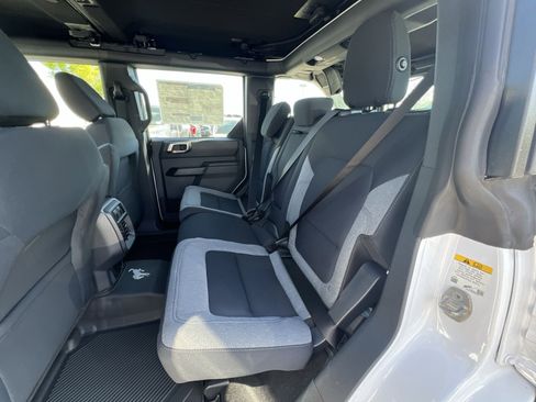New 2025 Ford Bronco 4-Door w/ Sasquatch Package AWD/4WD image 31