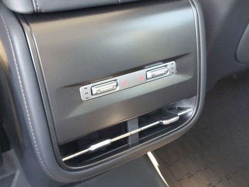 New 2026 Lincoln Nautilus Reserve w/ Jet Appearance Package AWD/4WD image 30