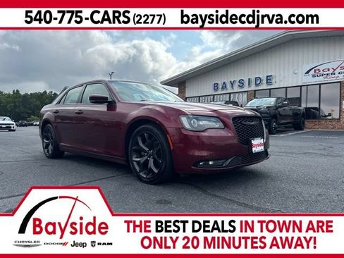 Used 2023 Chrysler 300 S RWD image 1